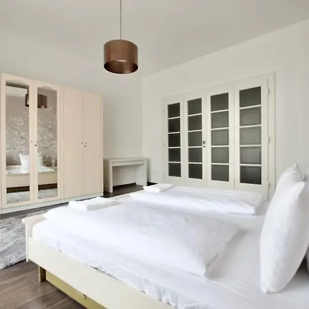 Standard By Hi5- Bajcsy * Budapest